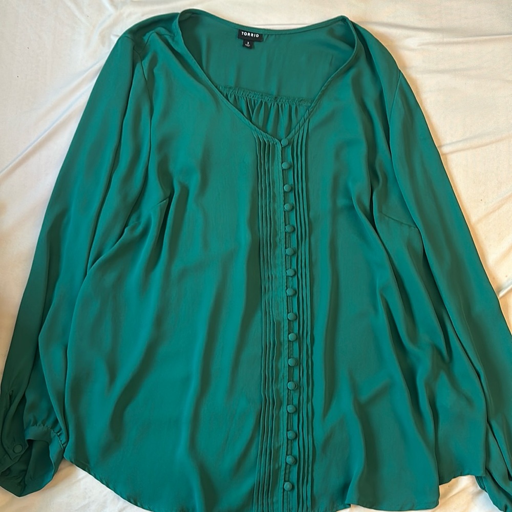 Torrid Green blouse